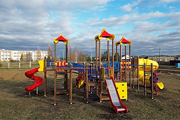 Детский игровой комплекс в Красноярском крае